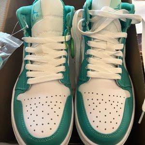 Air Jordan 1 washed teal mint men  size 7.5 women size 9. NIB.